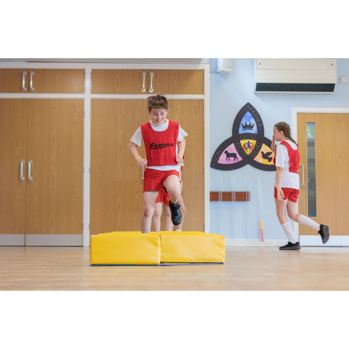 Primary Competition Lane PAK